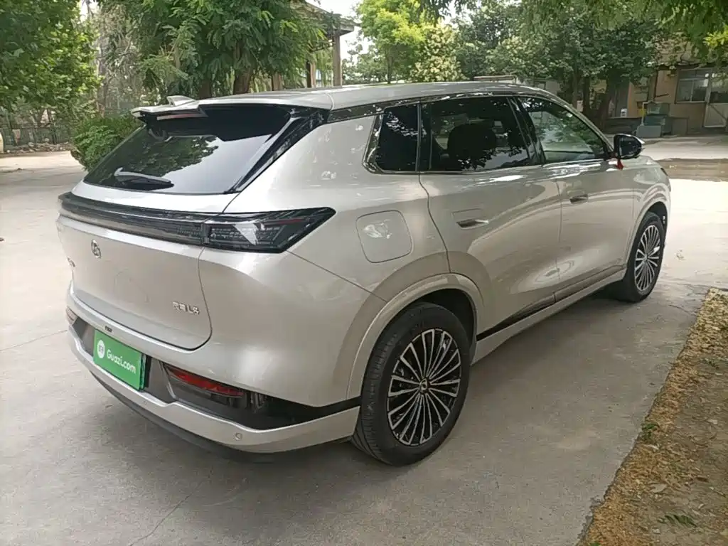 Dongfeng Aeolus L8 2025 2025 Plug-in Hybrid