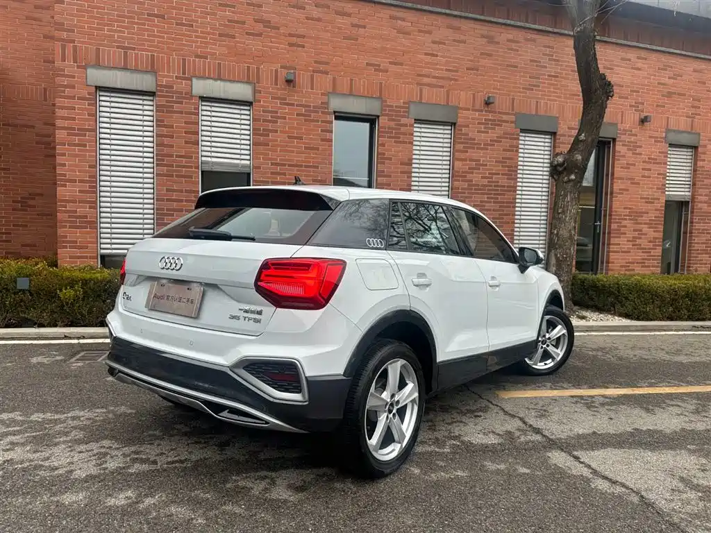 Audi Q2L 2024 35TFSI Progressive Elegance фото 4