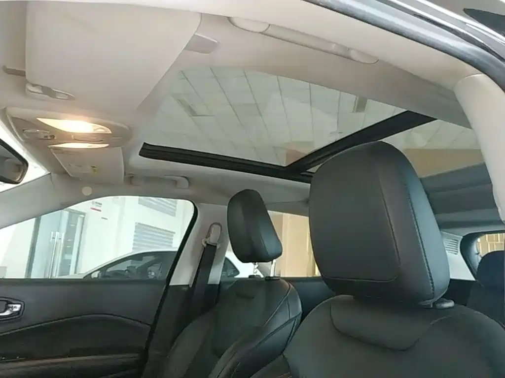 Jeep Compass 2017 2017 200T Auto Premium Edition