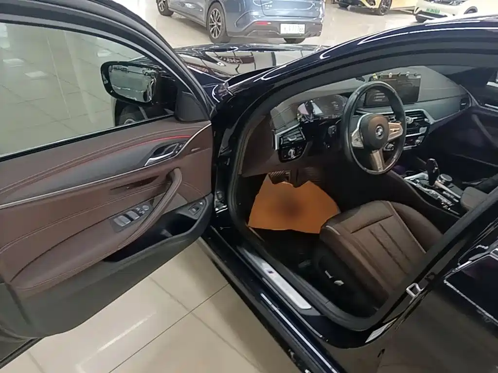 BMW 5 Series New Energy 2023 2022 Facelift 535Le M Sport Package