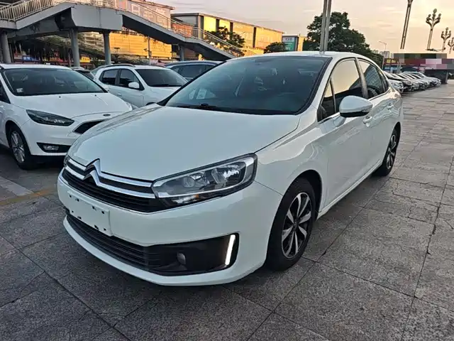  Citroën C4 C-Quatre 2018 1.6L Auto Luxury