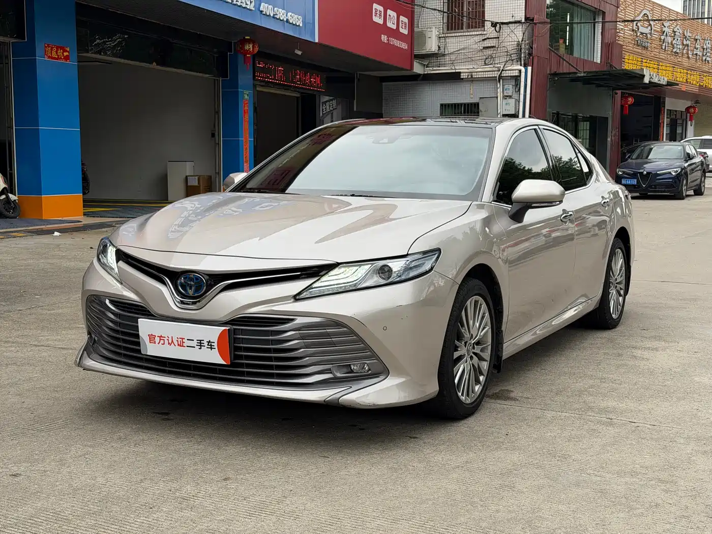 Toyota Camry 2018 Hybrid 2.5HG Luxury Edition