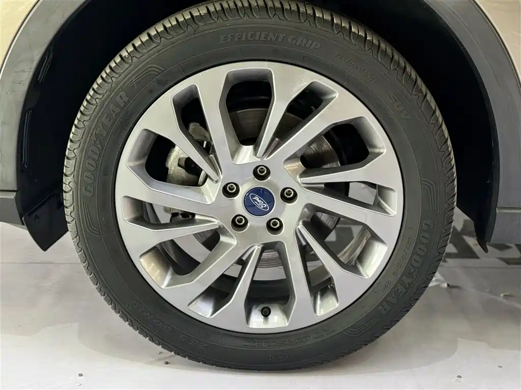FORD LINGYU