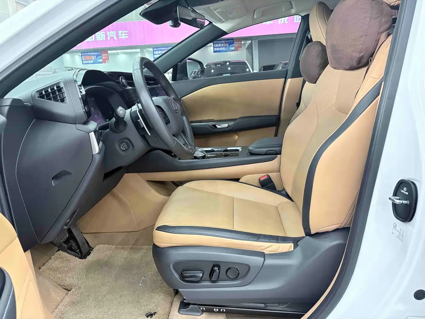 Lexus RZ, миниатюра 18