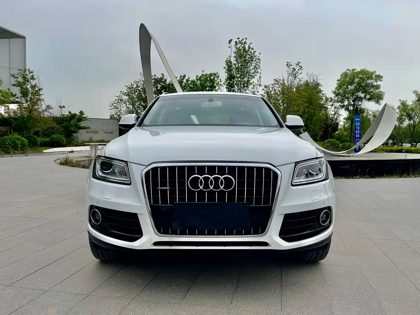 Audi Q5 2016 40 TFSI Technology Model фото 2