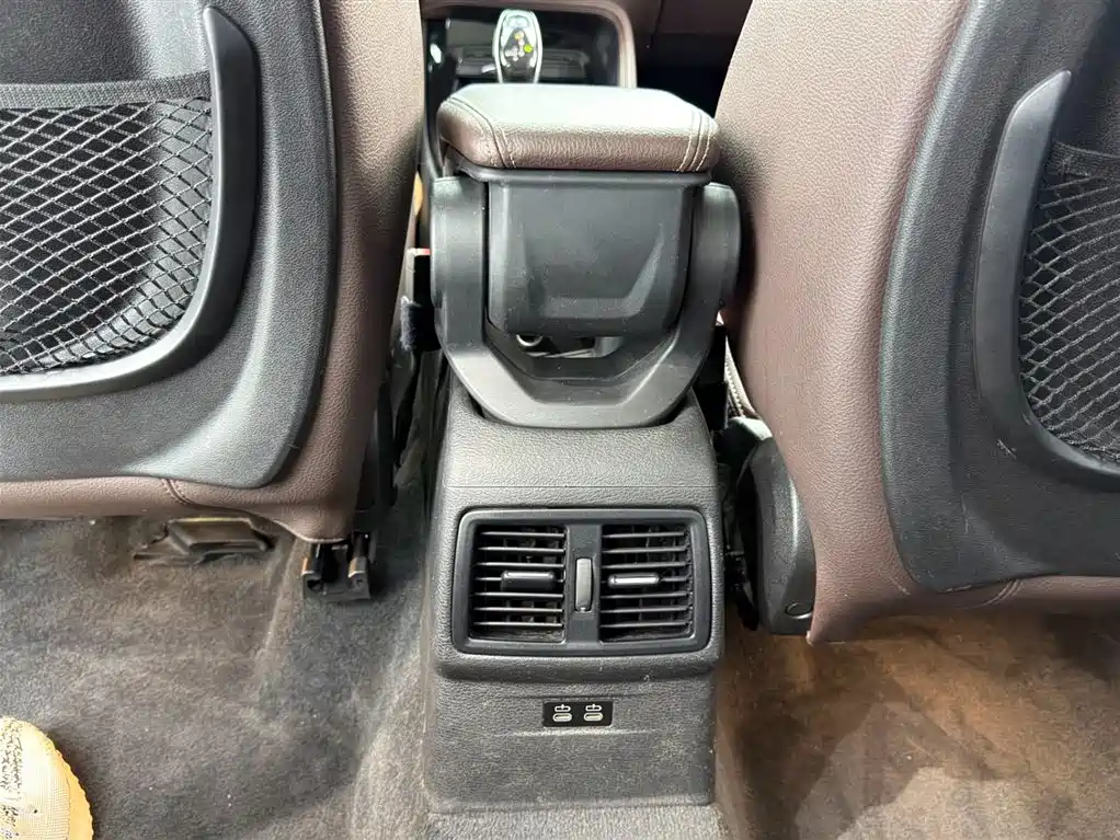 BMW X1 2022 sDrive20Li Premium фото 15