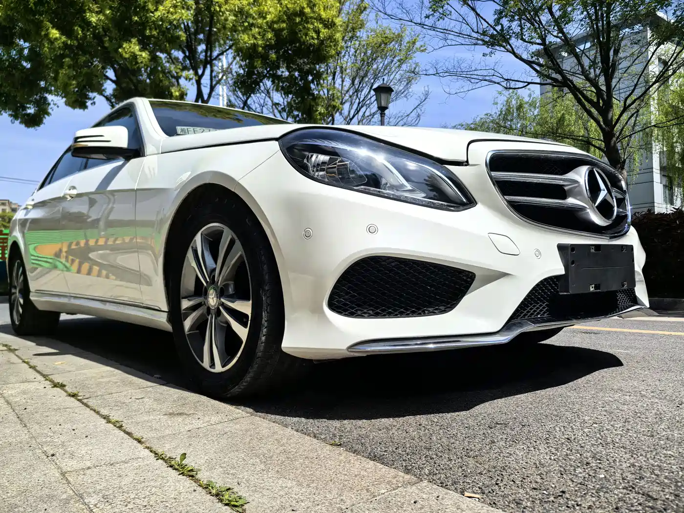Mercedes-Benz E-Class 2014 E 260 L фото 3