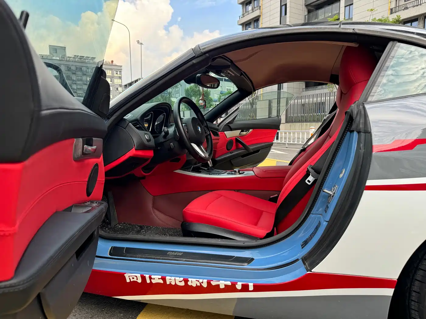 BMW Z4 2011 2011 sDrive23i Flame Limited Edition