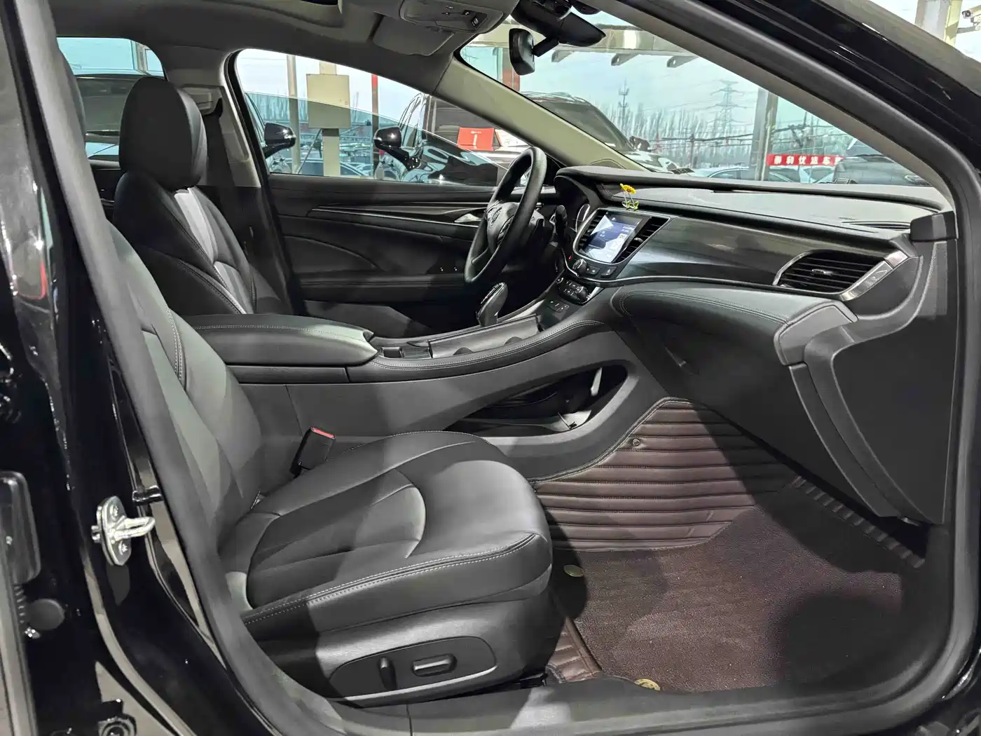 Buick LaCrosse 2022 652T Luxury фото 10