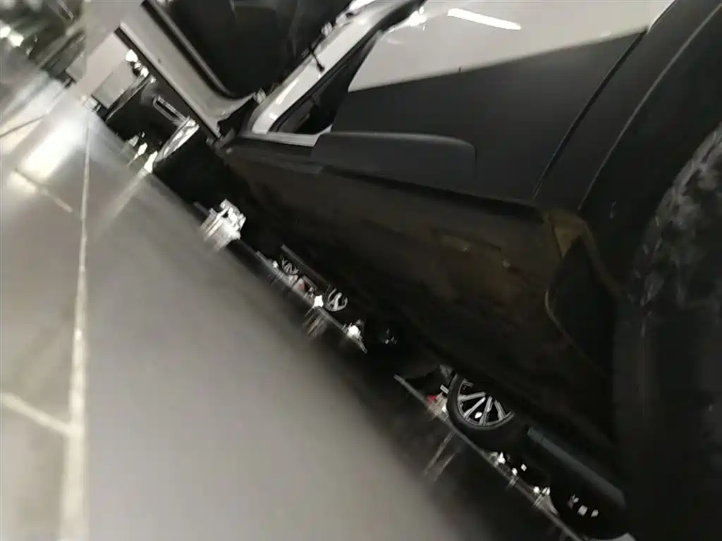 Cadillac XT4 2021 28T FWD Technology Edition фото 22