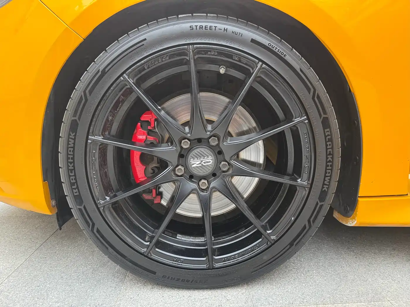 Ford Focus (Import) 2014 2013 2.0T ST Orange Edition