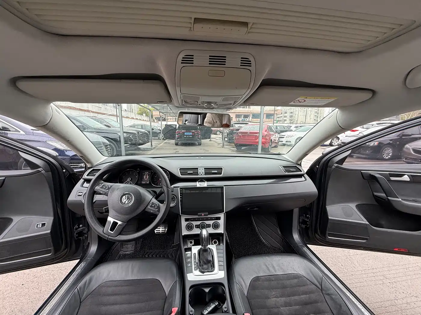 Volkswagen Magotan 2015 2.0TSI Luxury фото 8