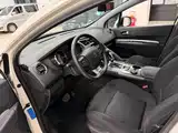 Photo 8 - Peugeot 3008