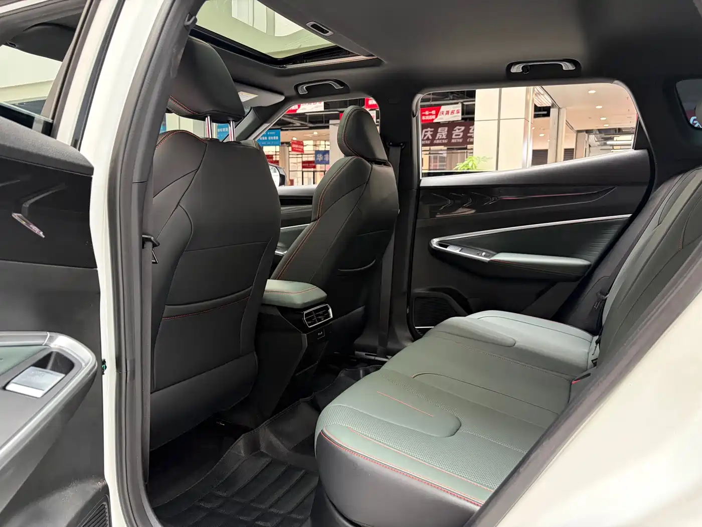 Geely Boyue 2025 2024 1.5TD Soaring Dragon Edition