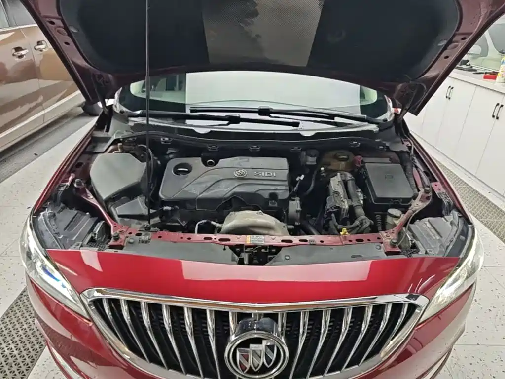 Фото 20 - Buick Verano