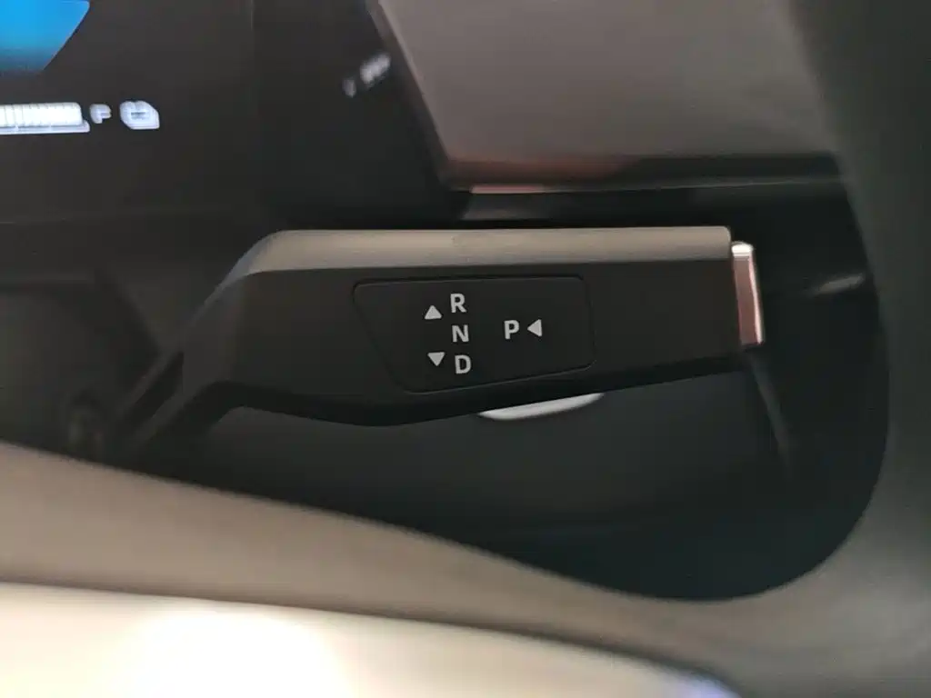 Фото 10 - Dongfeng Aeolus SKY EV01