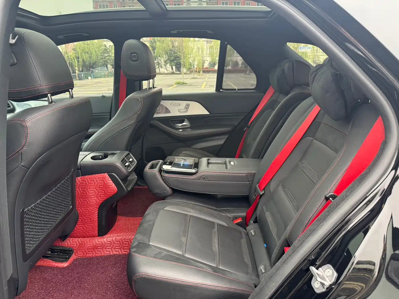 MERCEDES-BENZ GLE AMG