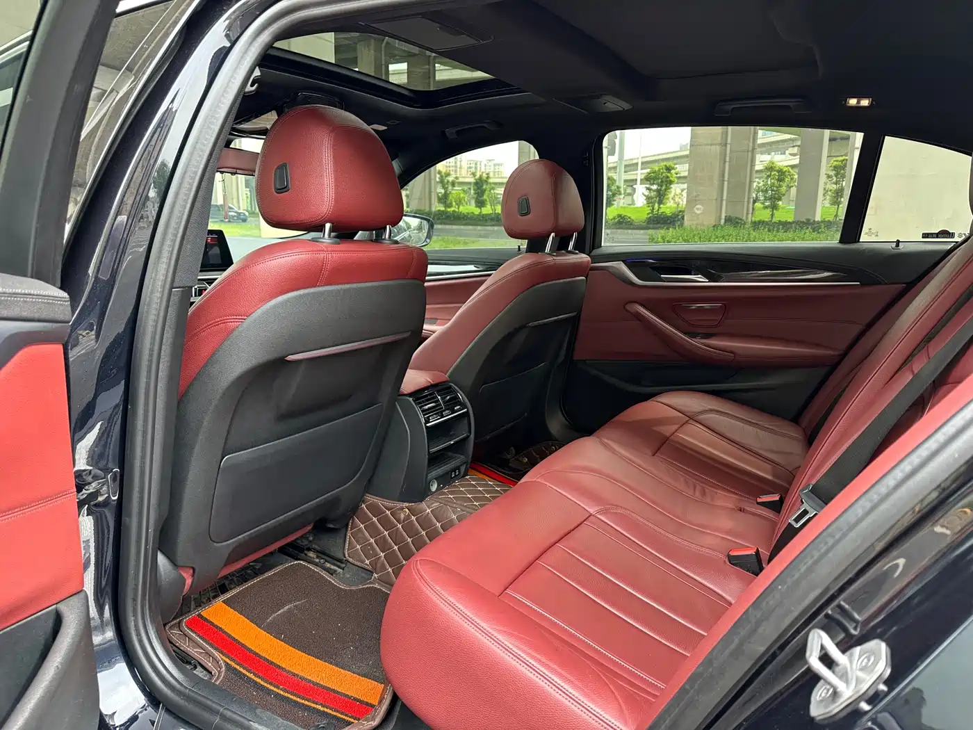 BMW 5 Series 2020 530Li Leading M Sport Package фото 11