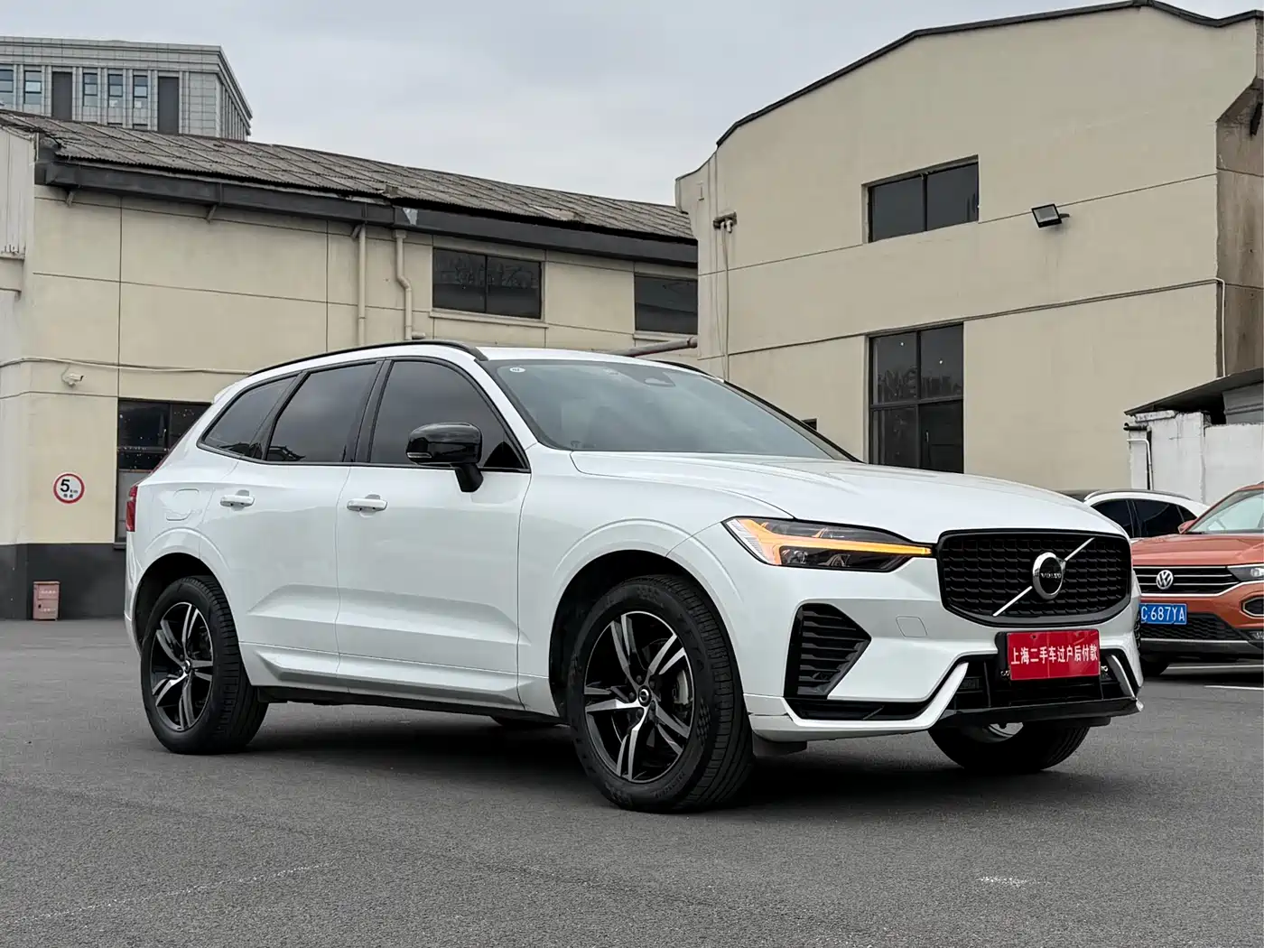 VOLVO XC60