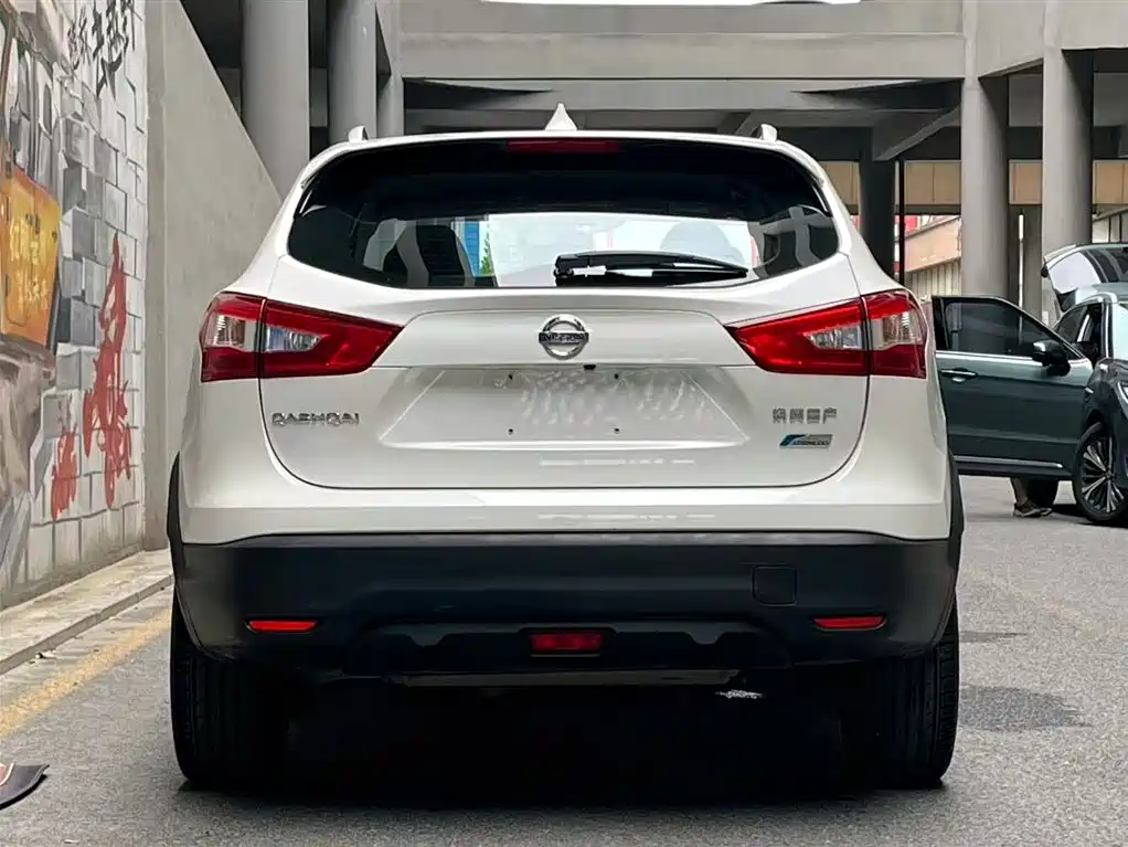  Nissan Qashqai 2017 2.0L CVT Smart Edition (China V) 4