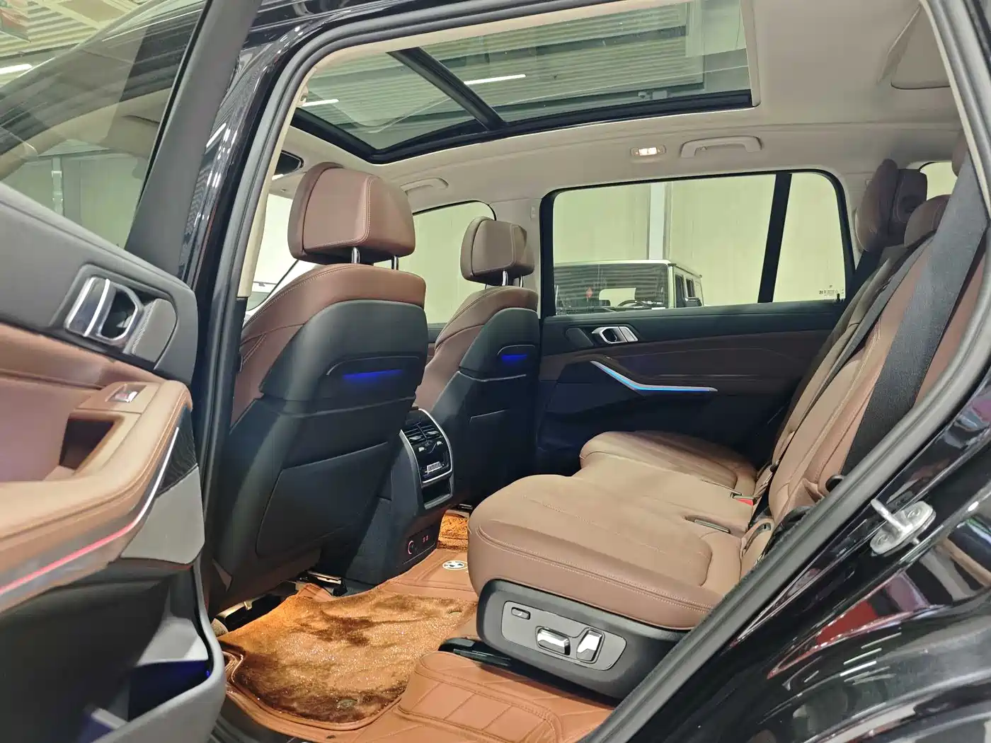 BMW X7 2022 xDrive40i Leading Luxury Package фото 9