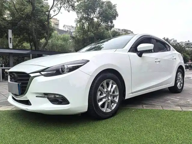 Mazda 3 Axela 2019
