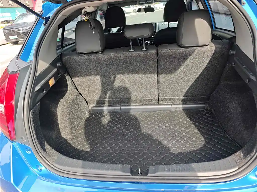 Toyota YARiS L Zhi Xuan 2019 1.5E CVT MeiDong Edition China VI фото 10