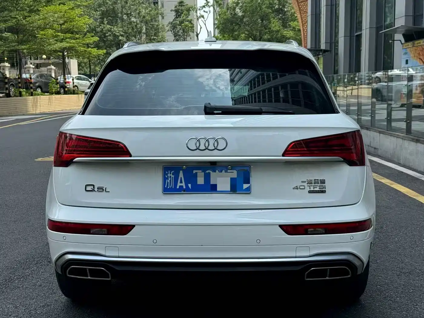 Фото 4 - Audi Q5L