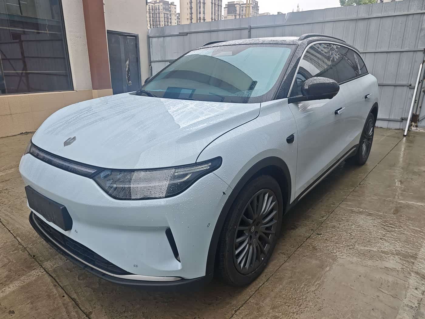 Leapmotor C11