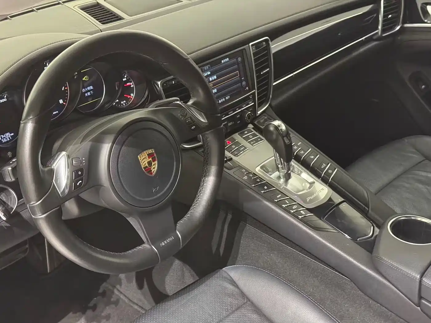 Porsche Panamera 2010 Panamera 3.6L фото 9