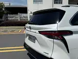 Фото 10 - Toyota Granvia