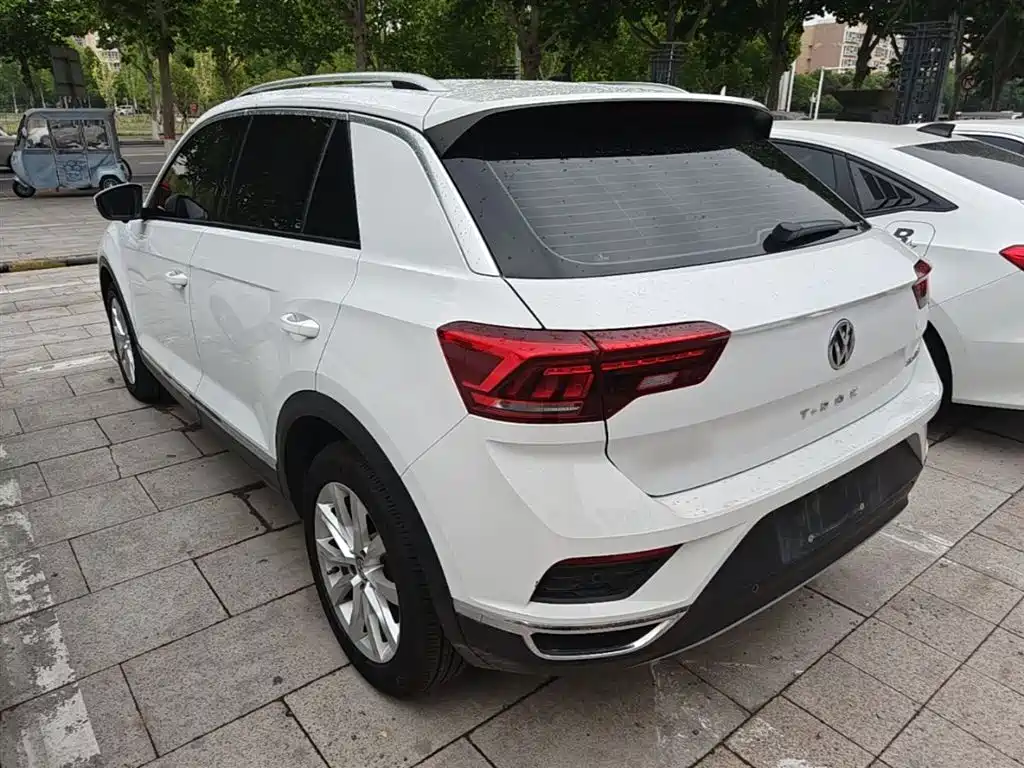 Volkswagen T-ROC 2020 230TSI DSG 2WD Progressive фото 5