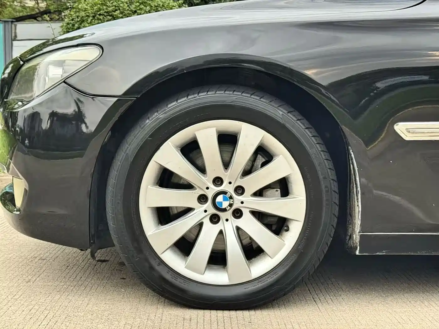 BMW 7 Series 2009 Model 740Li Leading Edition фото 13