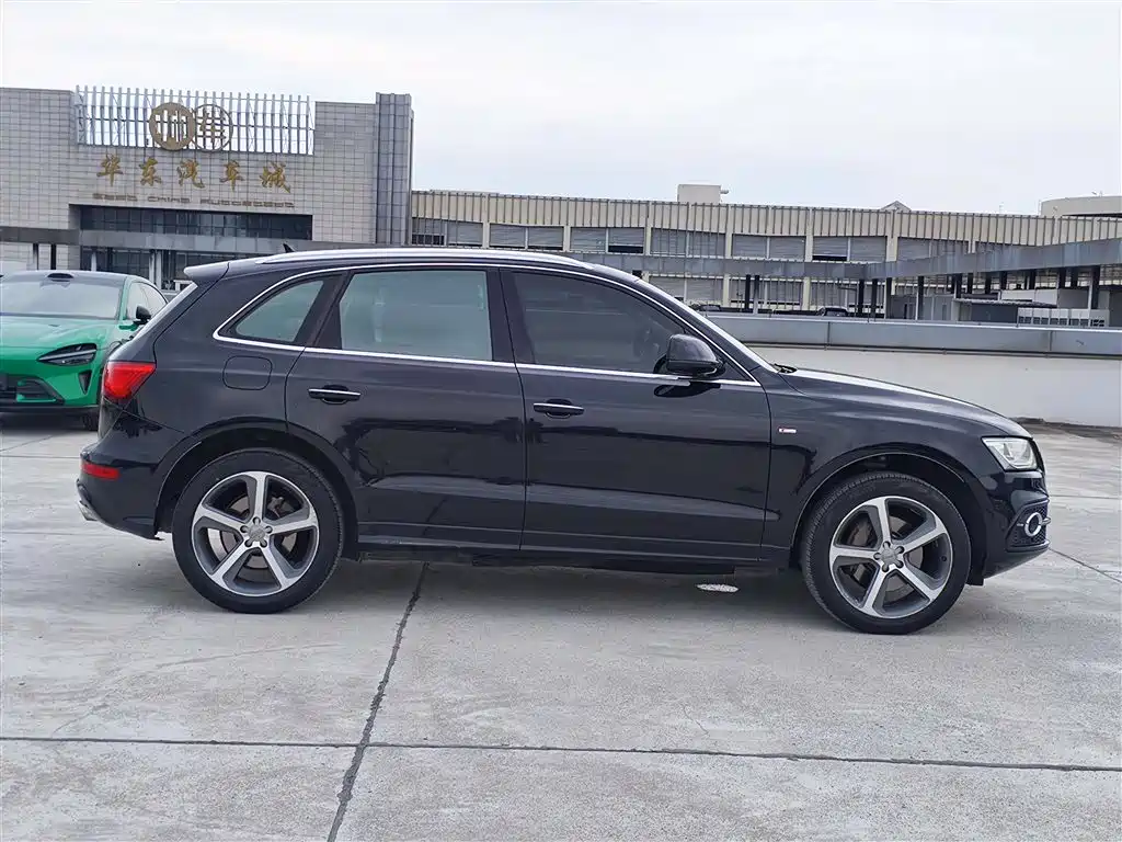 Audi Q5 (Import) 2013 45 TFSI quattro Sport фото 6