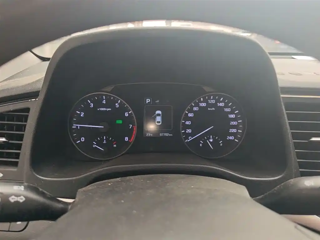 Hyundai Elantra 2016 Model 1.6L Automatic Smart Elite фото 12