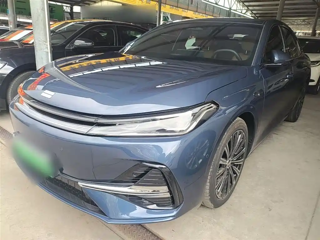 Geely Galaxy Galaxy A7 2025 EM-i фото 2