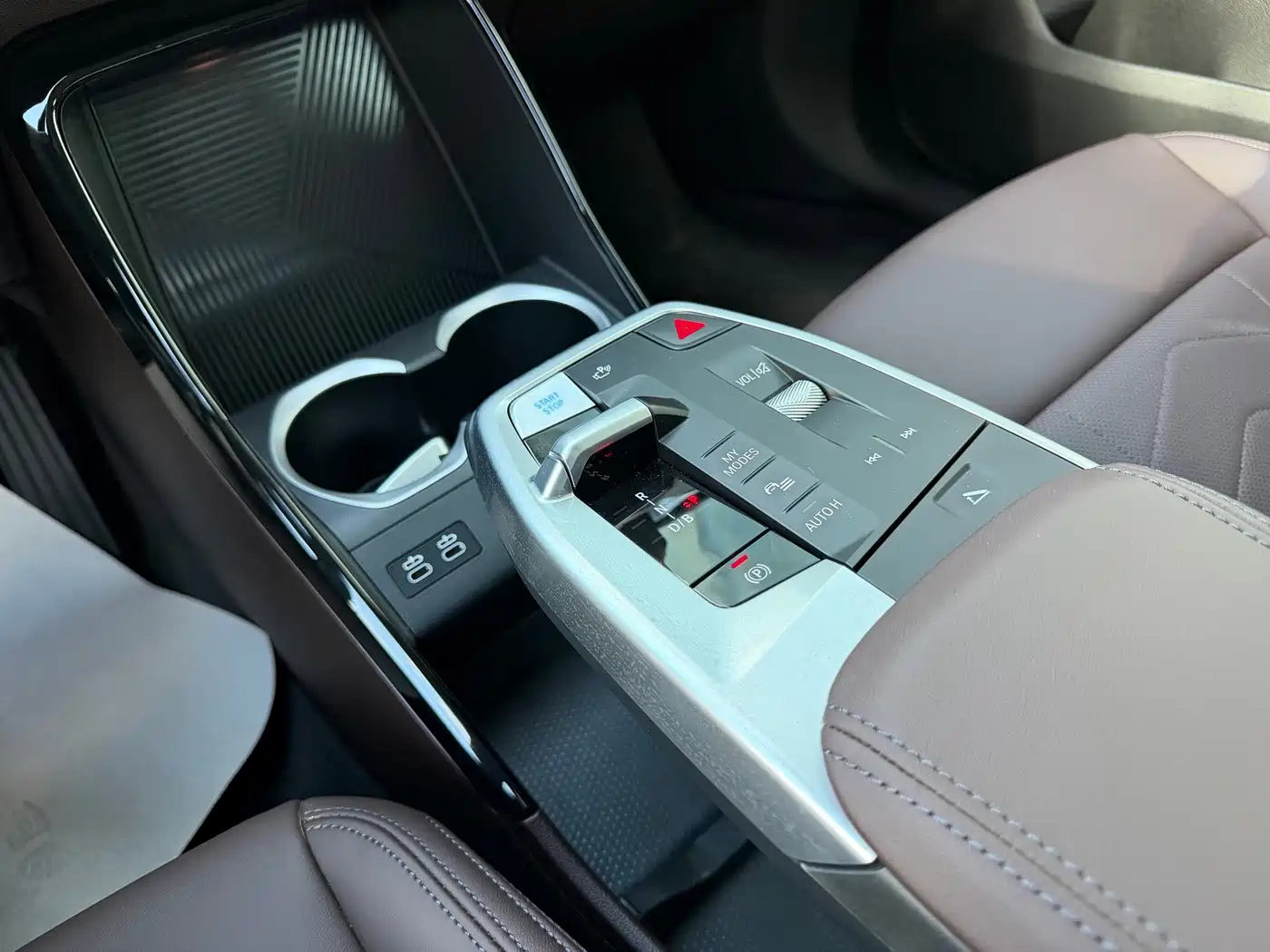 BMW iX1 2025 2025 eDrive25L M Sport Package