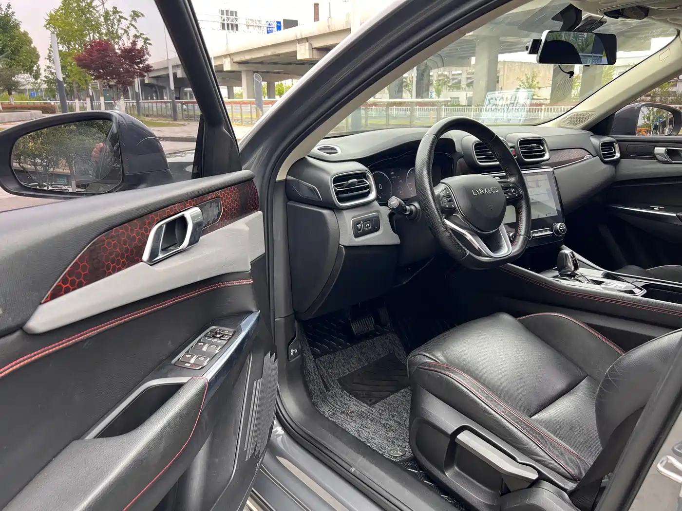 Lynk & Co 02 2018 1.5T DCT 2WD Power Edition China V фото 21