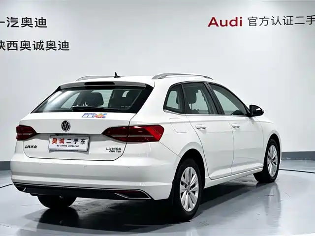 Volkswagen Lavida 2018 Hatchback 280TSI DSG Comfort Edition China V — фото 4