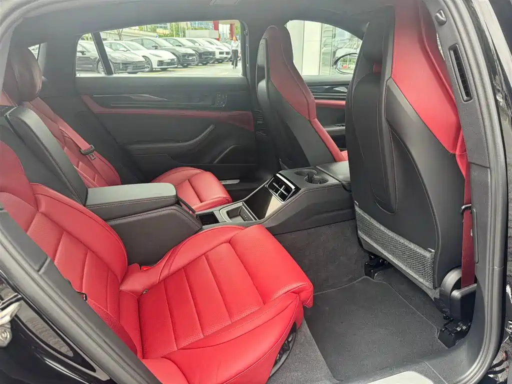 Porsche Panamera 2024 Panamera 4 Executive Long Wheelbase 2.9T фото 11