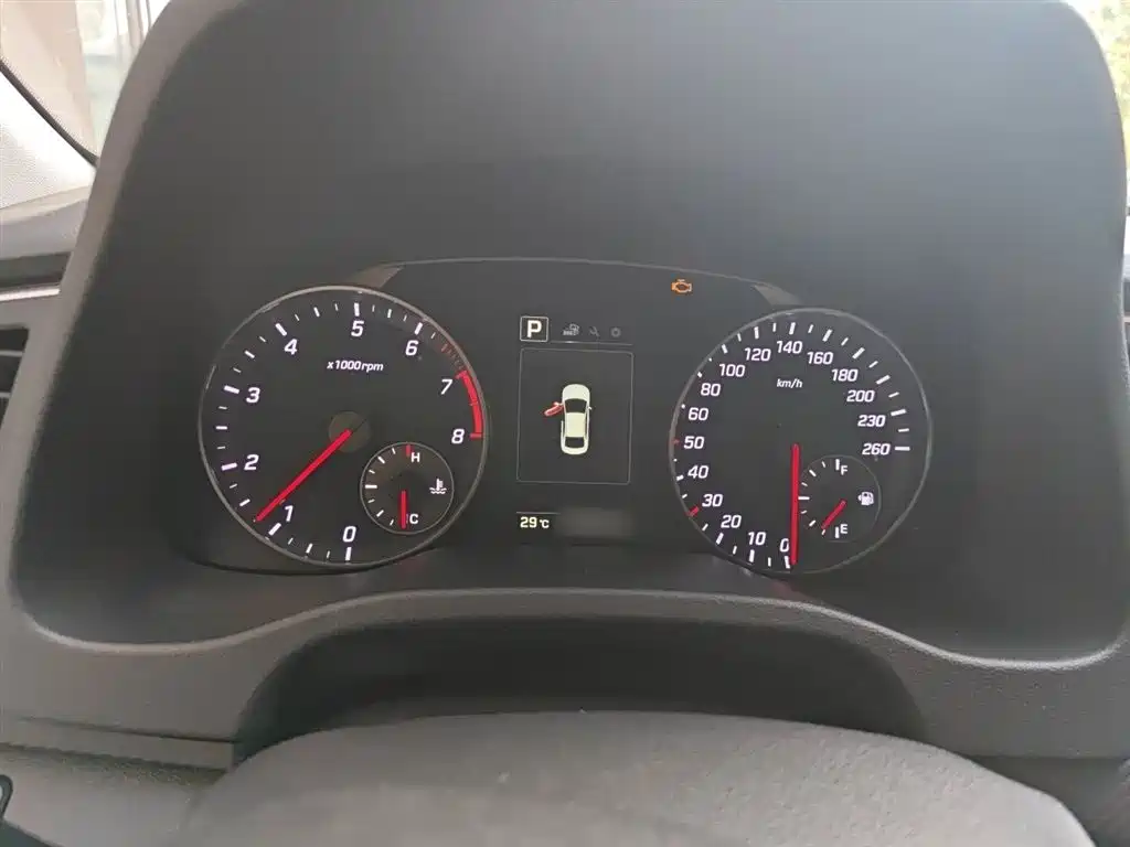 Hyundai Elantra 2018 1.4T DCT Dynamic·Vitality Model фото 4