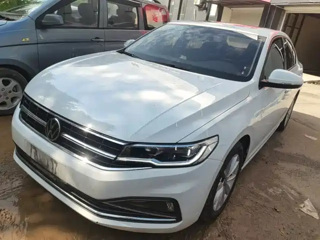 Volkswagen Bora 2021