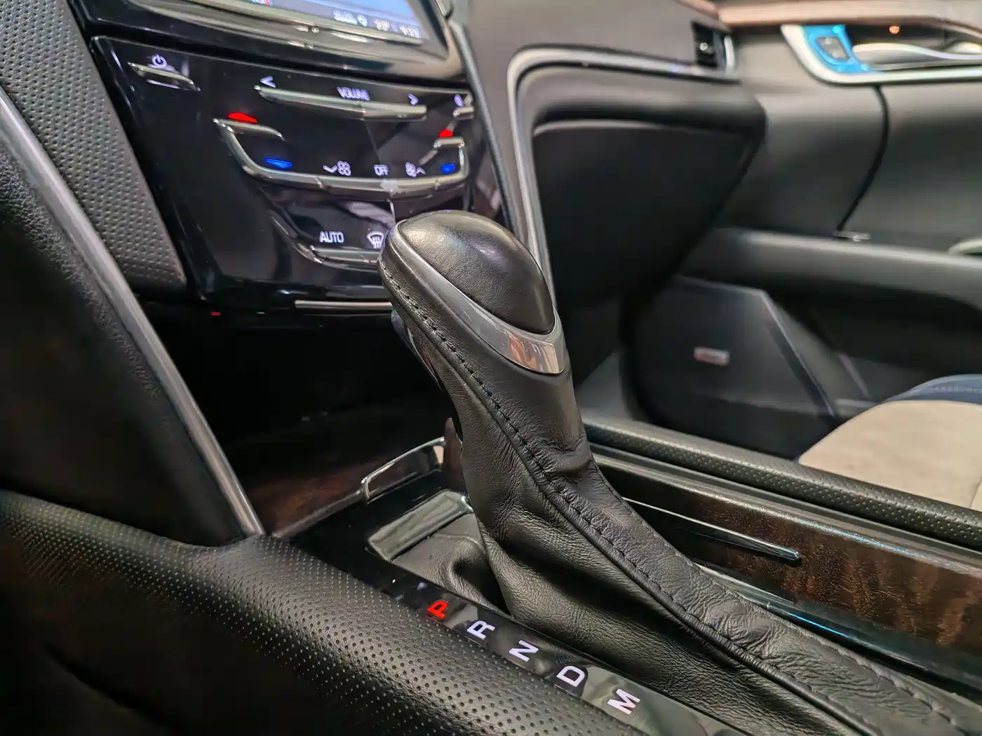 Cadillac XTS 2018 28T Technology фото 7