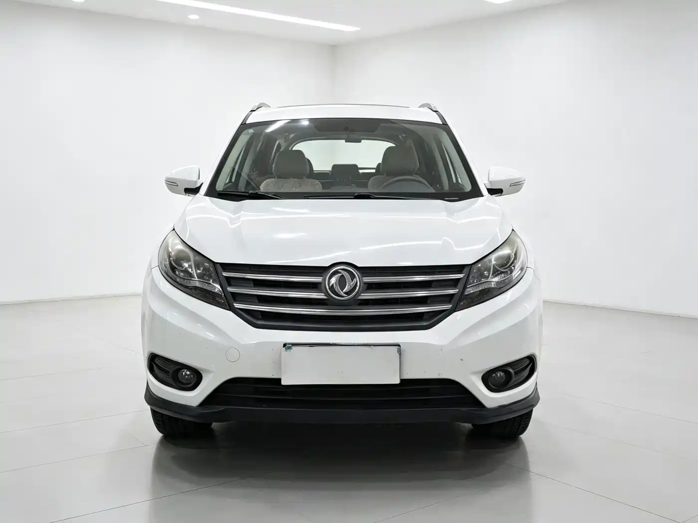Dongfeng Fengguang Fengguang 580 2016 2016 Model 1.8L Manual Comfort Version