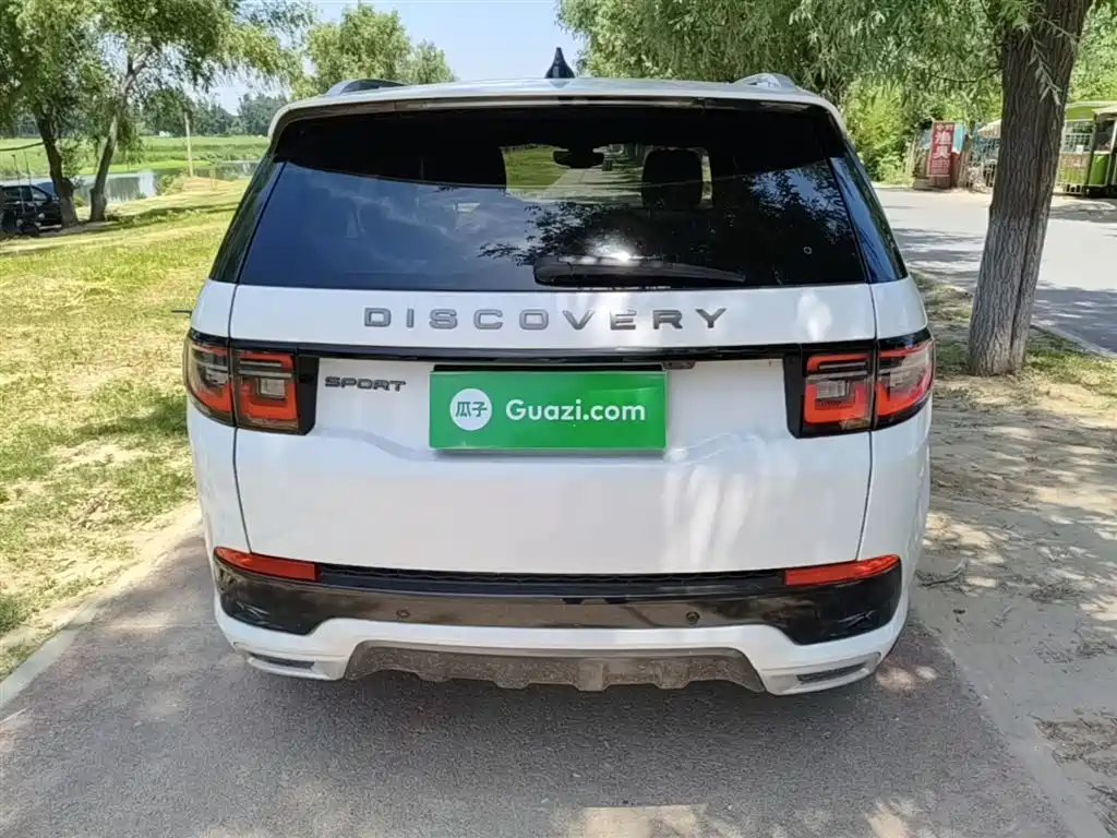 LAND ROVER DISCOVER SPORTS