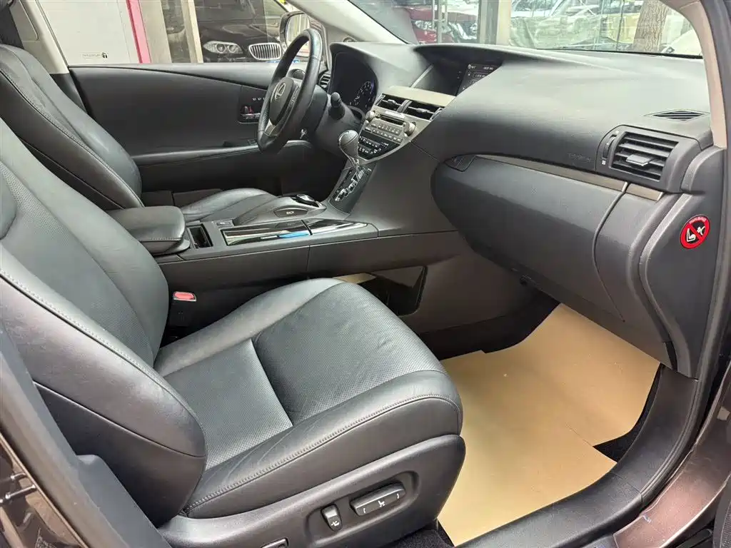Lexus RX Classic 2013 270 Elegance фото 8