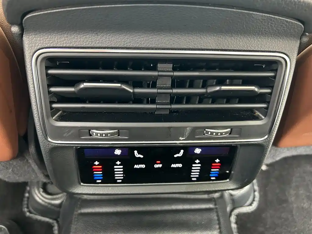 Audi Q7 2020 55 TFSI quattro S line Sport фото 13