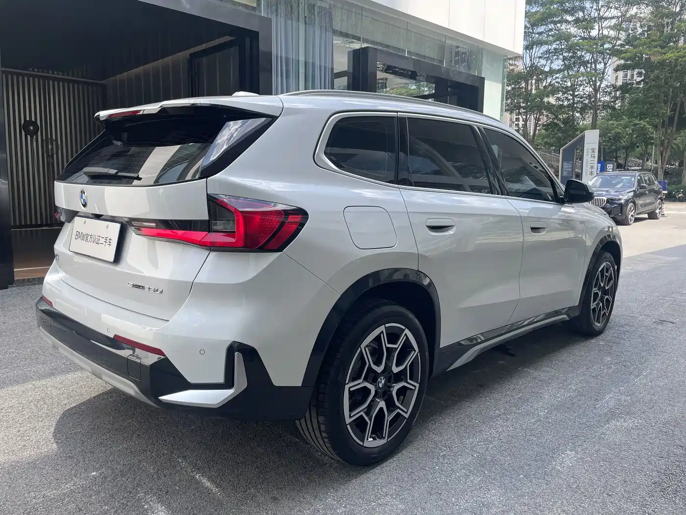 BMW X1 2023 sDrive25Li X Design Package фото 9