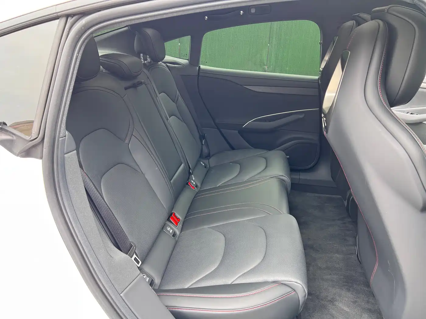 Xiaomi Auto Xiaomi SU7 2024 RWD Ultra Long Range Advanced Smart Driving Pro Edition фото 13
