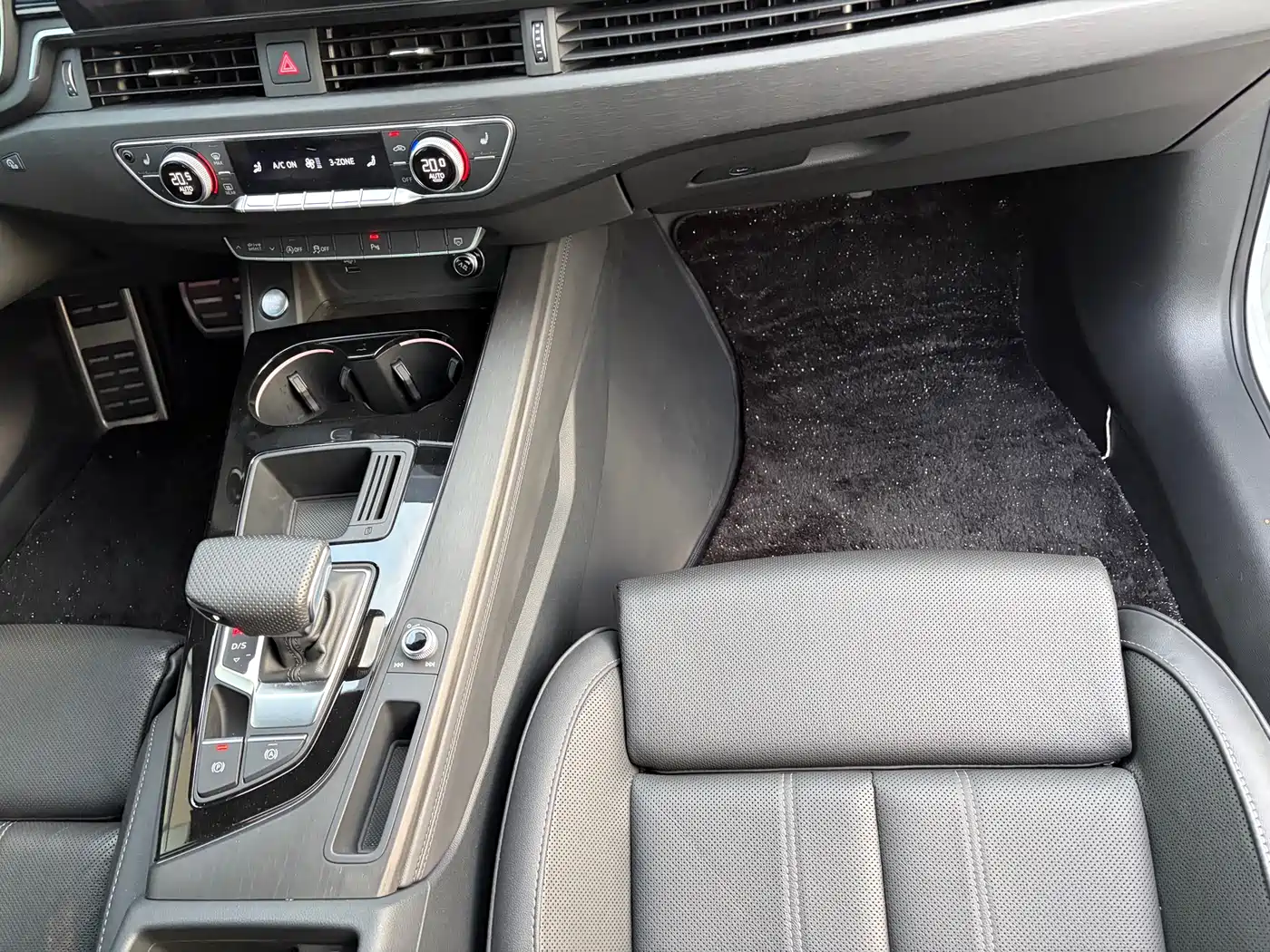 Audi A4L 2024 40 TFSI Luxury Dynamic фото 13